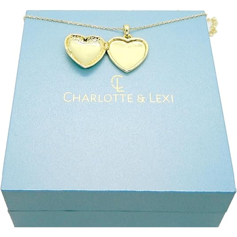 Charlotte-and-Lexi-homepage-2